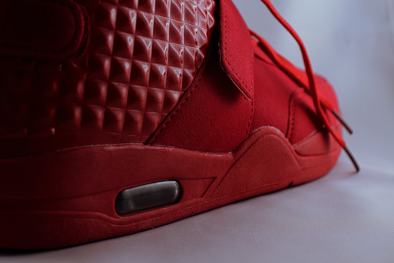 Nike最新款休閑鞋，時(shí)尚與舒適的完美融合