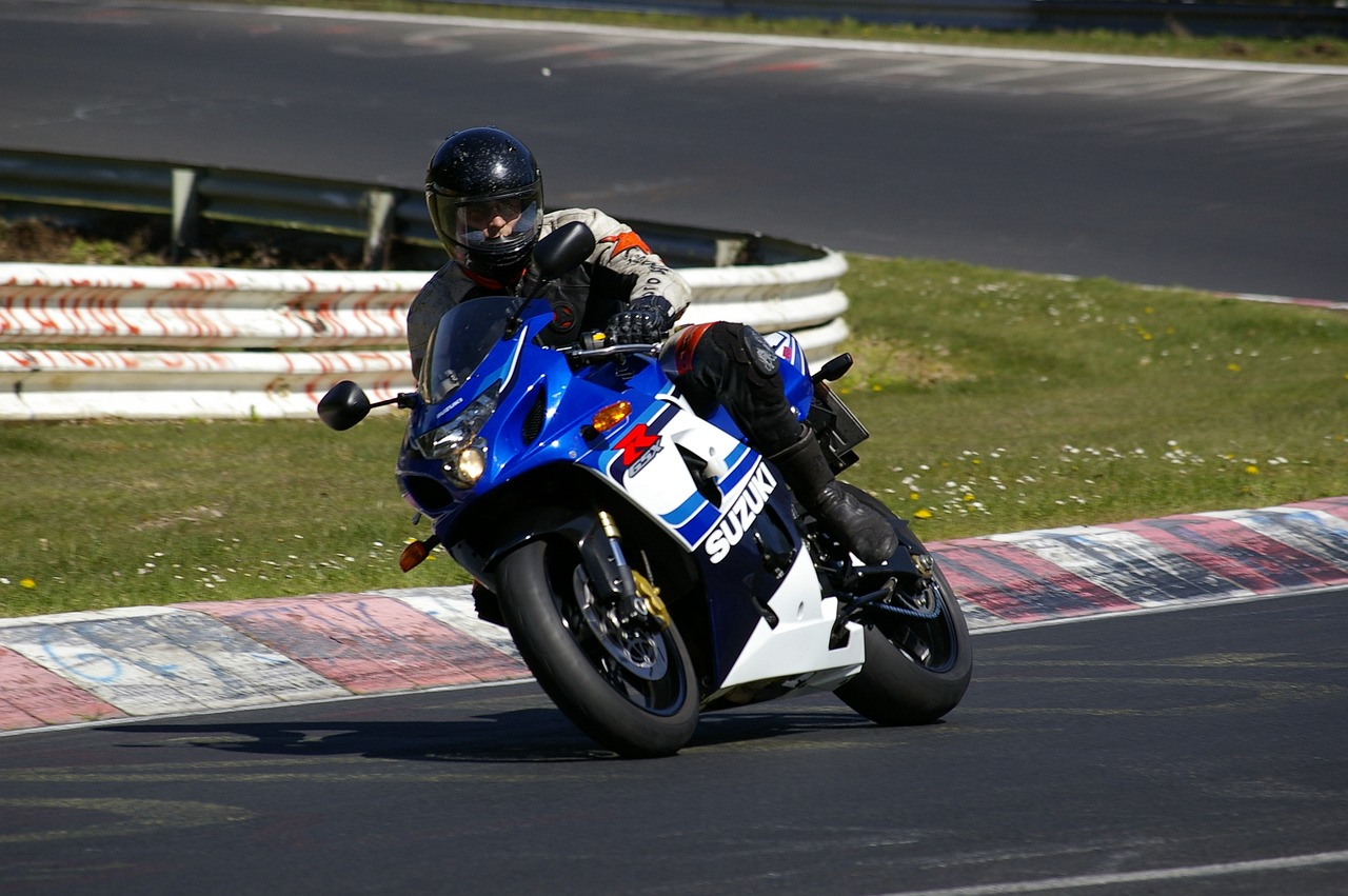 最新款鈴木GSX250R報(bào)價(jià)及市場表現(xiàn)解析